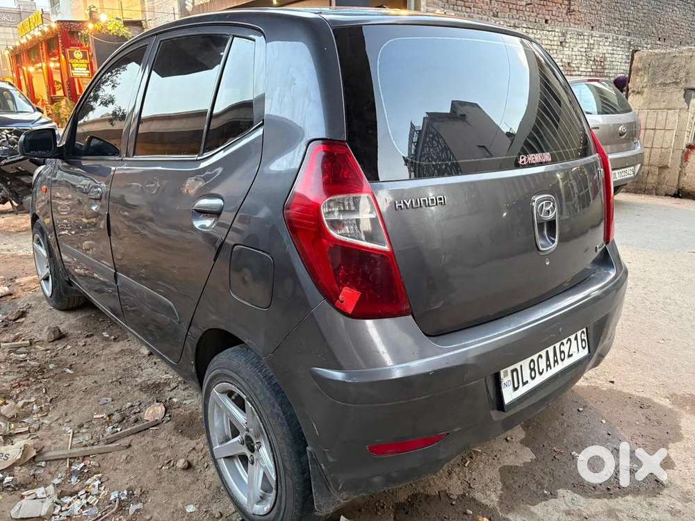 Hyundai Car Manual 2012