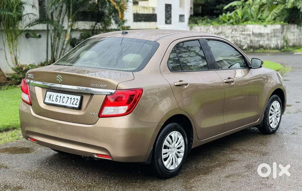 Maruti Suzuki Swift Dzire 1.2 Vxi Bsiv, 2017, Cng & Hybrids