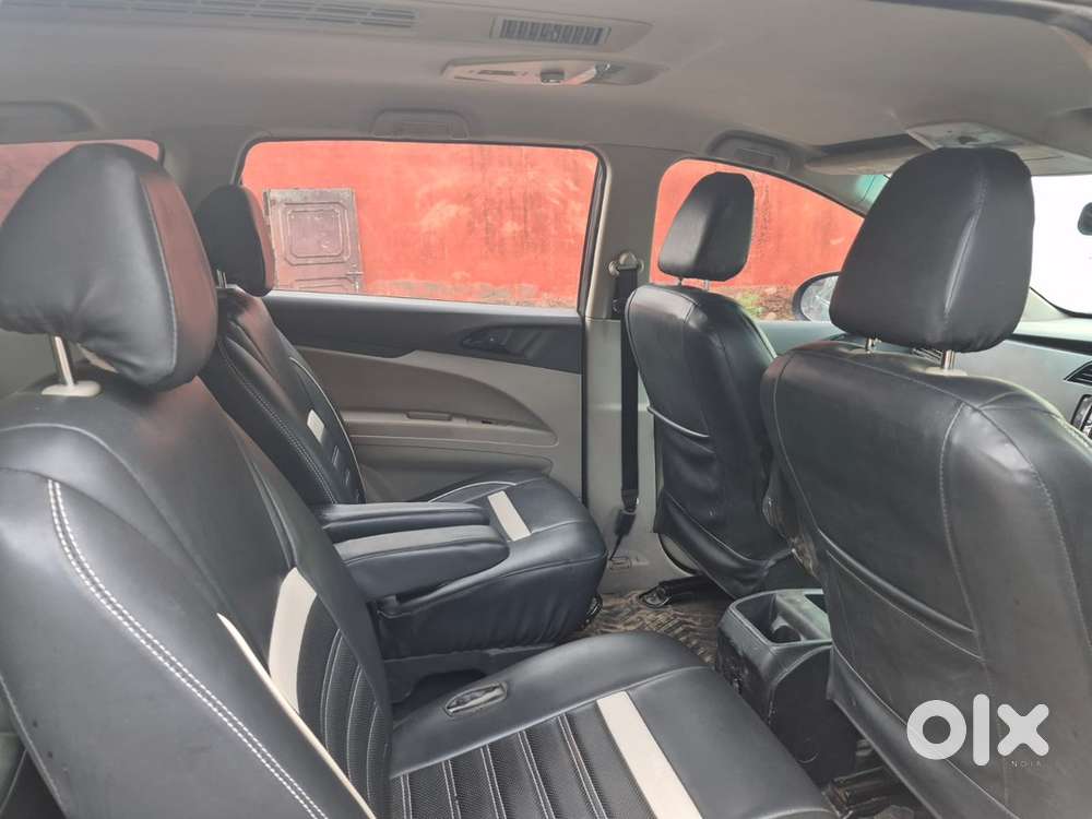 Mahindra Marazzo Diesel 2019