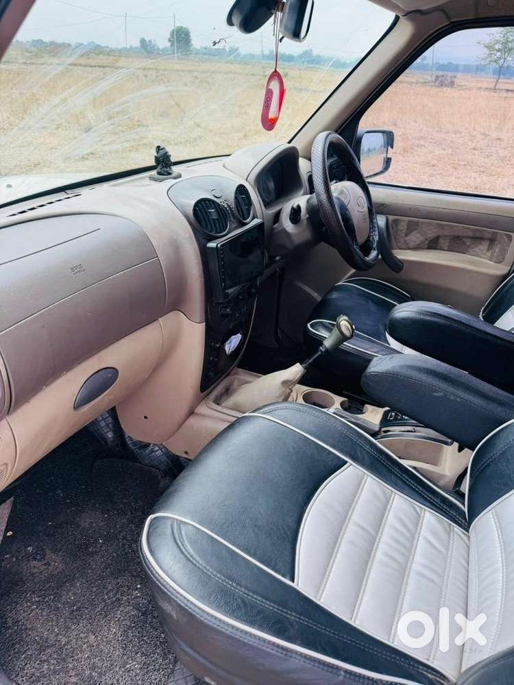 Mahindra Diesel Car 2012