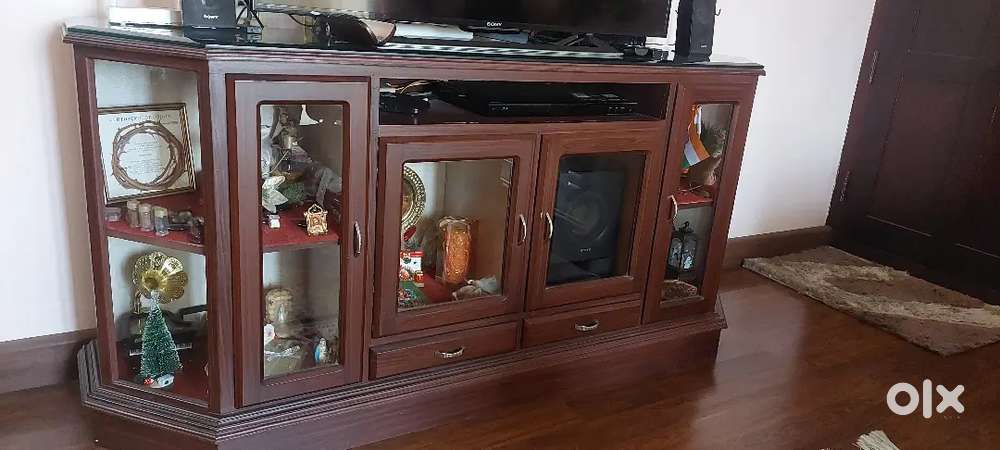 Showcase or TV UNIT