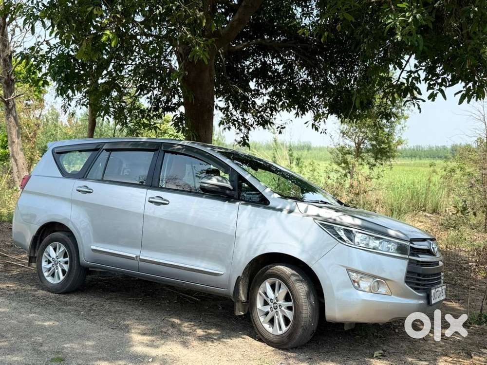 Toyota Innova Crysta 2018 Diesel Well Maintained