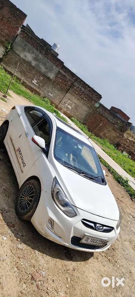 Hyundai Verna Crdi 2014 2nd Owner New Condition Urgent Sell
