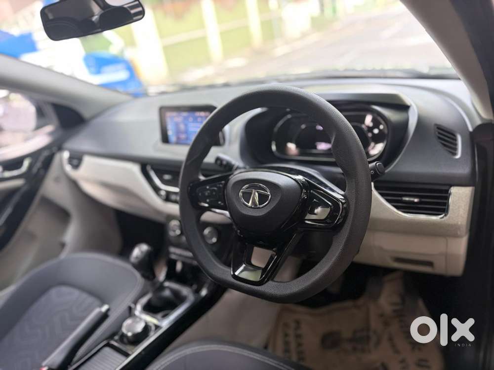 Tata Nexon Xz Plus (hs), 2020, Petrol