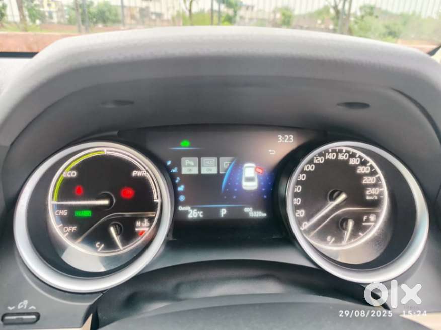 Toyota Camry Hybrid, 2024, Cng & Hybrids