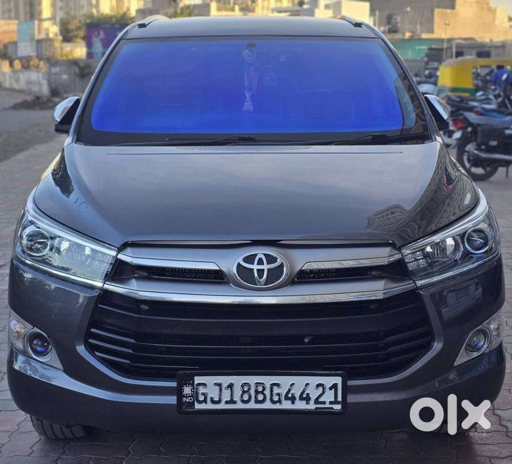 Toyota Innova Crysta 2.8z Automatic, 2016, Diesel
