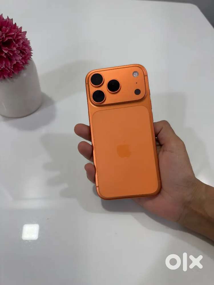 iPhone 17 pro 512GB at 1.36L