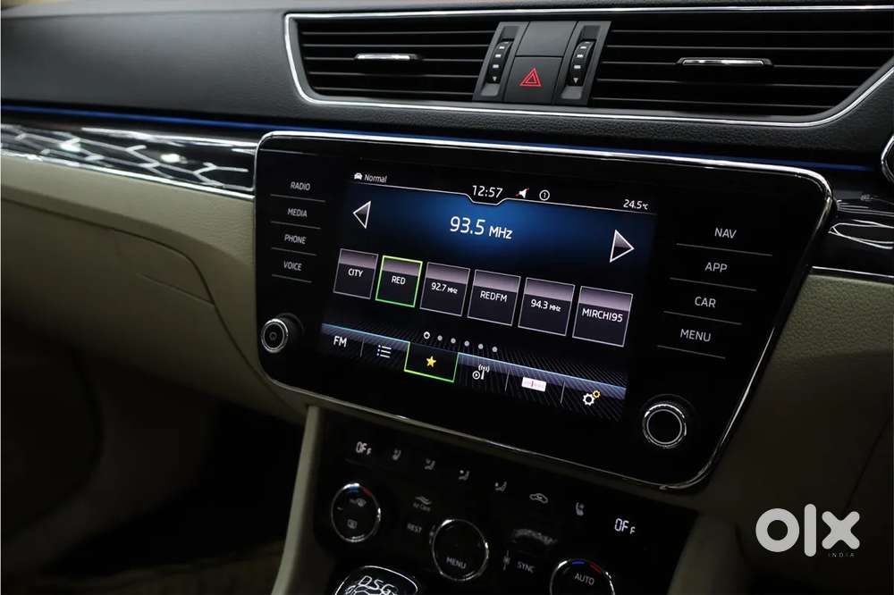 Skoda Superb 2.0 L&k Tsi At, 2022, Petrol