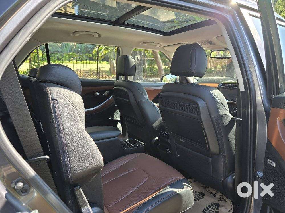 Hyundai Alcazar 1.5 Signature (o) Diesel At 6 Str Dual Tone, 2022, D..