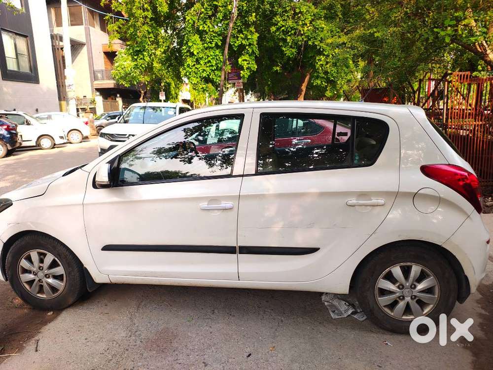 Hyundai I20 Sportz 2013 Cng