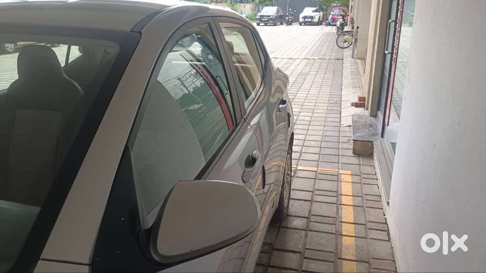 Hyundai Aura 2022 Cng