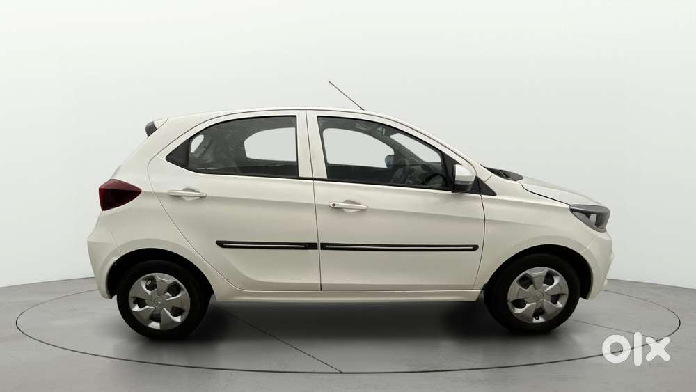 Tata Tiago 1.05 Revotorq Xt Option, 2021, Petrol