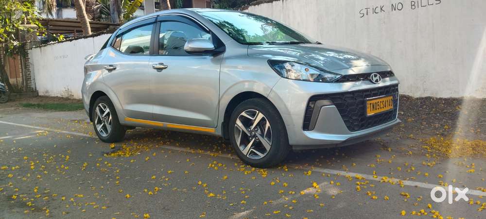 Hyundai Aura Sx (o) Crdi Manual, 2024, Cng & Hybrids