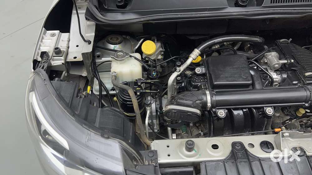 Renault Triber Rxz Easy-r Amt, 2021, Petrol