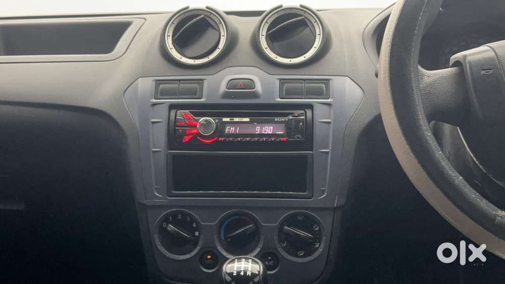 Ford Figo 2010-2012 Petrol Exi, 2013, Petrol