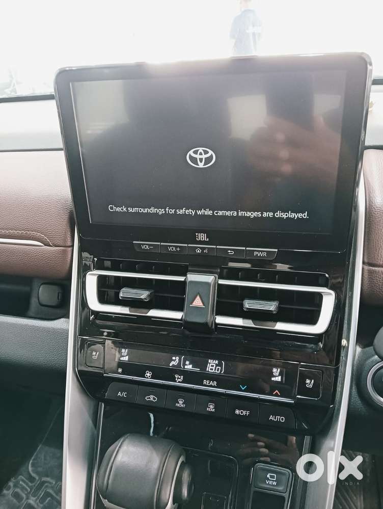 Toyota Innova Hycross 2.0 Zx (o) Hybrid 7 Str, 2023, Petrol