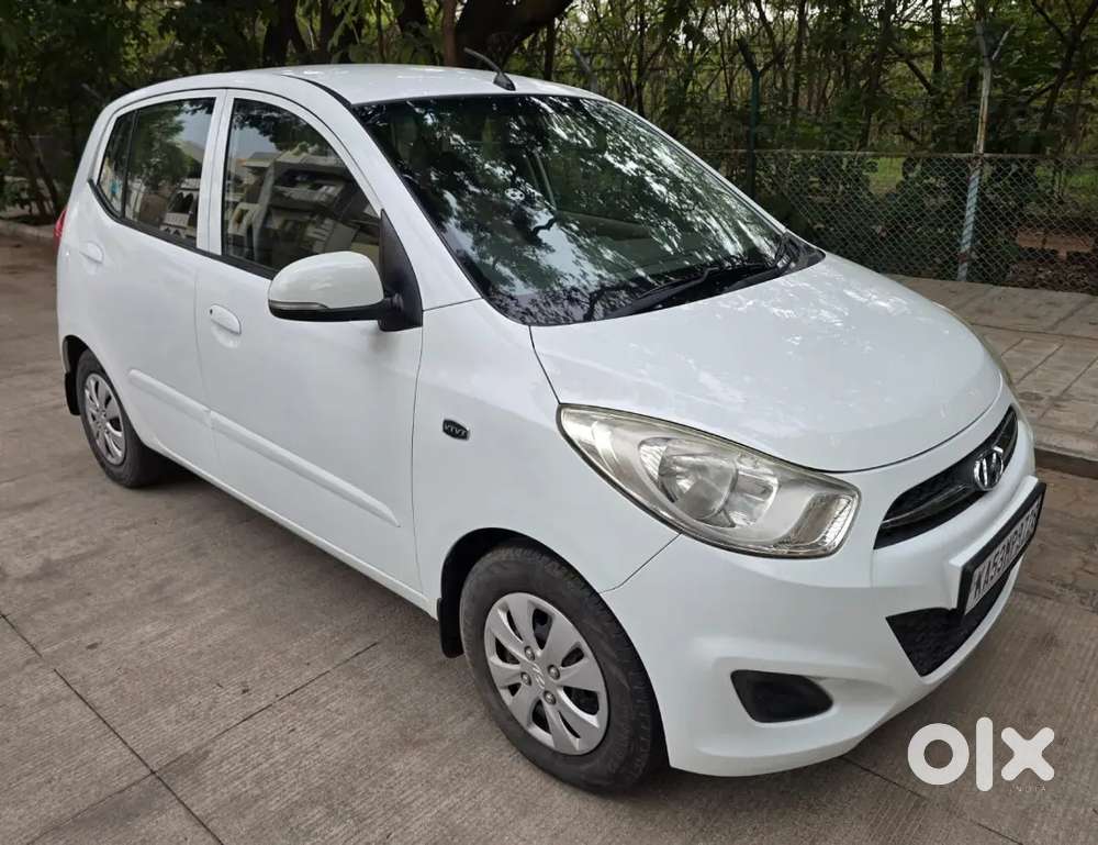 Hyundai I10 Sportz 2011 It's Urgent Sell Hyundai I10 Family Uesd