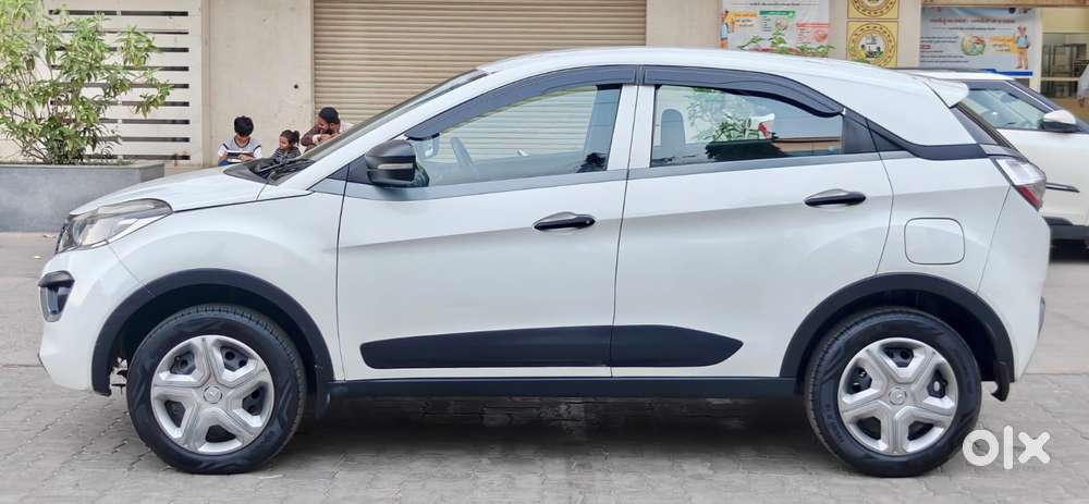 Tata Nexon 1.2 Revotron Xe, 2019, Cng & Hybrids