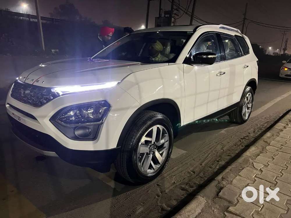 Safari Dec 2022 Xza Plus + Ira Tech + Sunroof - Only 29000 Driven