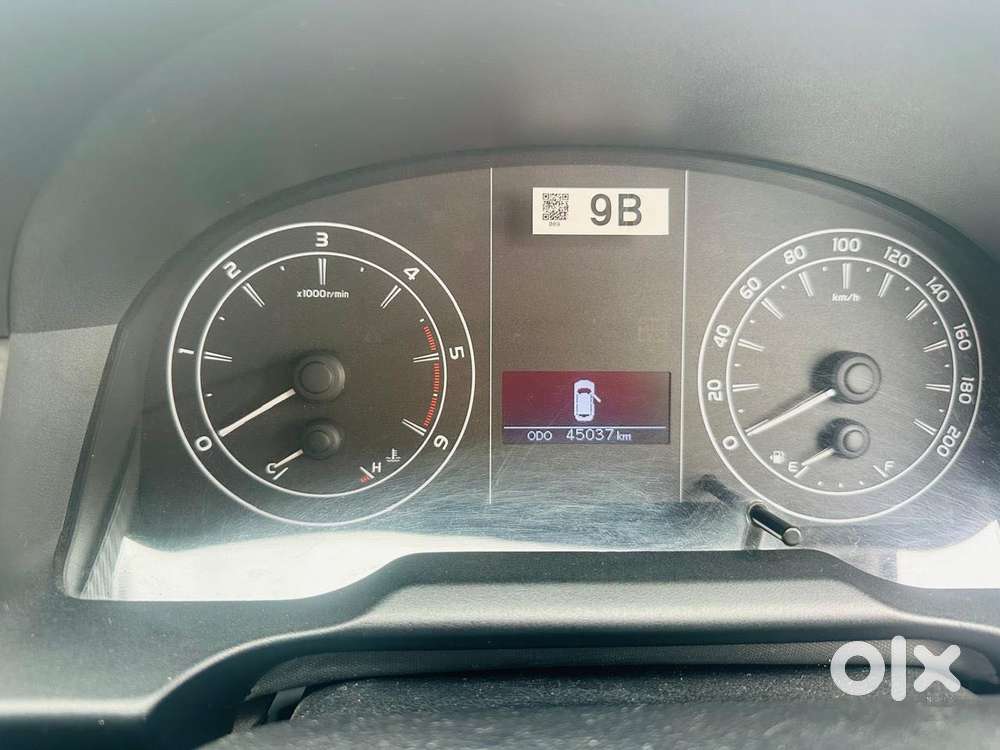 Toyota Innova Crysta 2.4 Gx Limited Edition 7 Str, 2022, Diesel