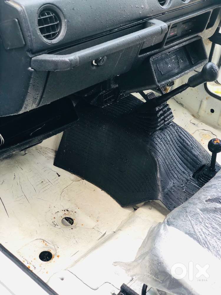 Maruti Suzuki Gypsy Petrol 2013