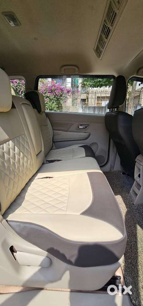Maruti Suzuki Ertiga Zxi Plus Shvs, 2023, Petrol
