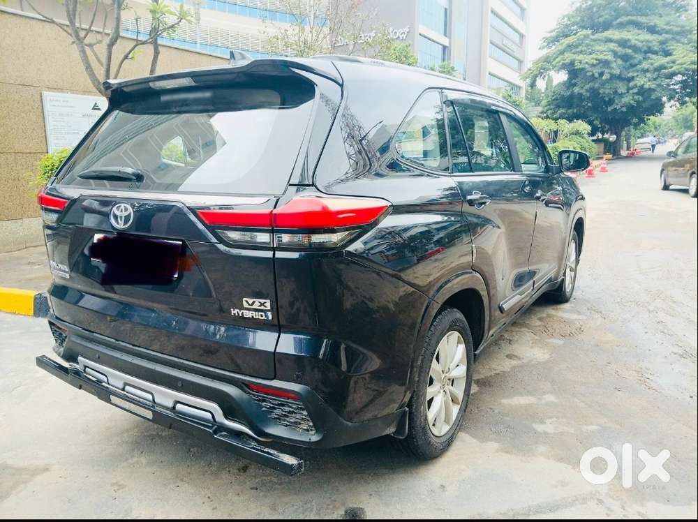 Toyota Innova Hycross 2024 Petrol 20100 Km