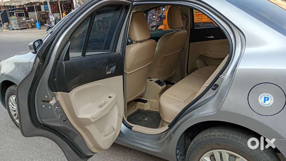 Maruti Suzuki Dzire 1.2 Vxi, 2022, Petrol