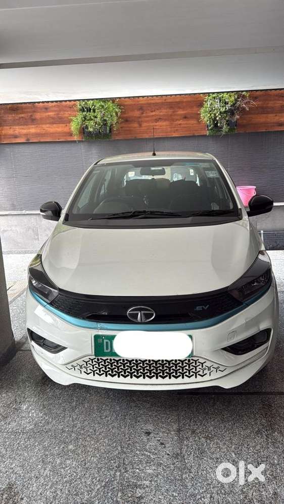 Tata Ev 36,850 Kms , 3 Year Old , All Company Fitted