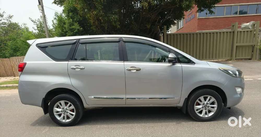 Toyota Innova Crysta 2018 Diesel Manual