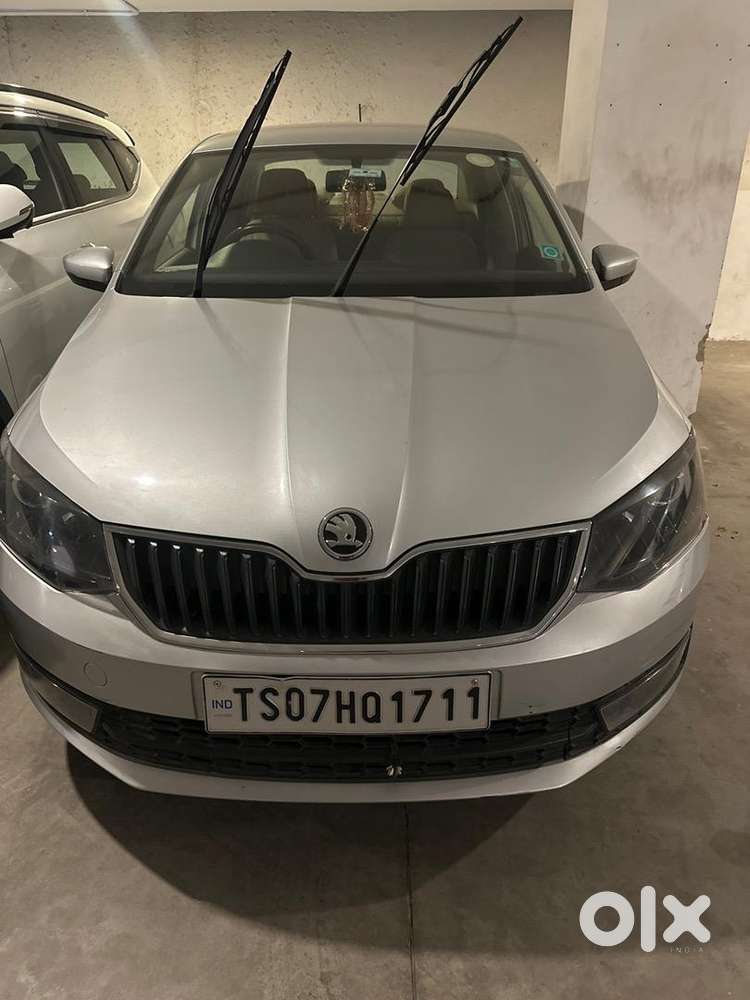 Skoda Rapid 2021 Petrol 40000 Km Driven