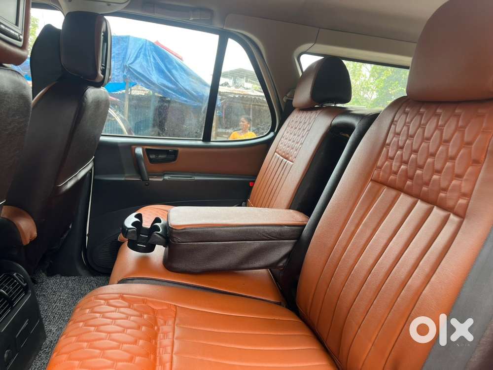 Tata Safari Dicor 2011