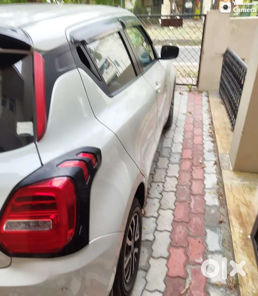 Maruti Suzuki Swift 2021