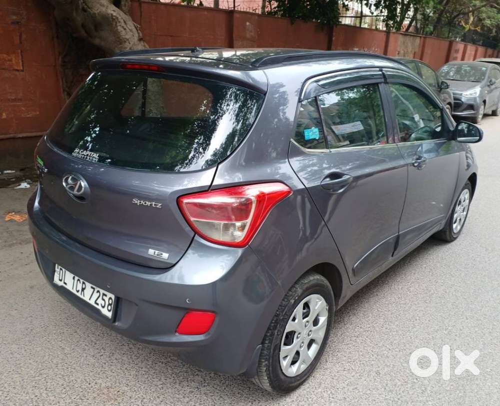 Hyundai Grand I10 Sportz, 2016, Petrol