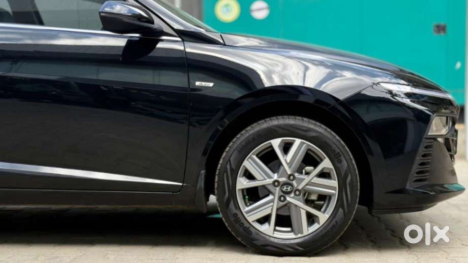 Hyundai Verna Sx 1.5 Petrol Ivt, 2023, Petrol