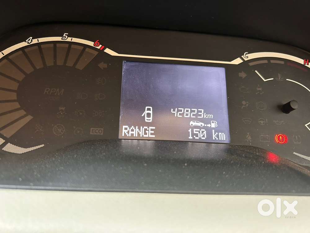 Nissan Magnite 2023 Petrol 42823 Km Driven