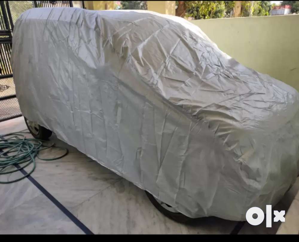 Weatherman deals car cover