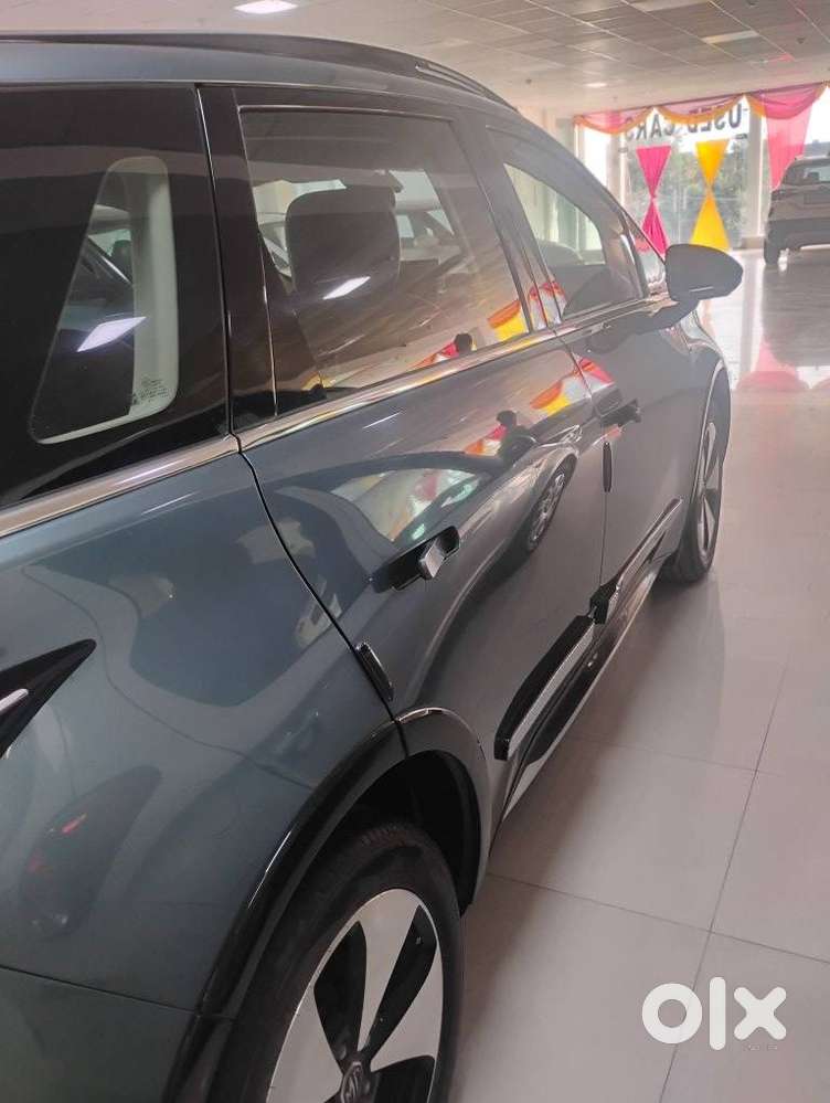Mg Windsor Ev Essence, 2024, Electric