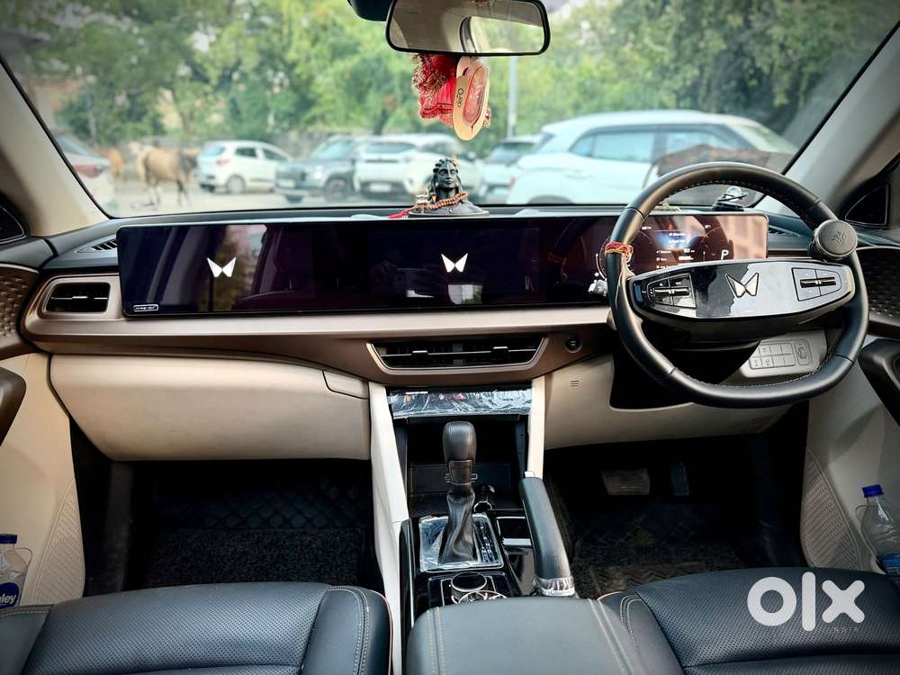 Mahindra Xuv 7xo Ax7 At, 2026, Petrol