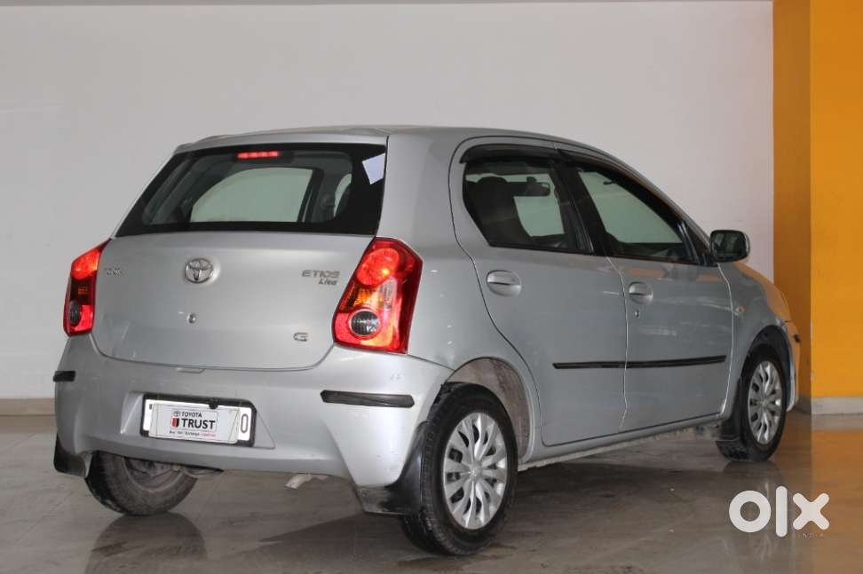 Toyota Etios Liva 2011-2012 G, 2011, Petrol