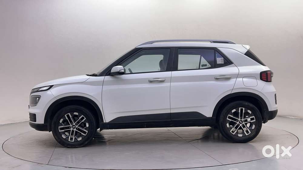 Hyundai Venue 1.0 SX (O) Turbo DCT, 2022, Petrol