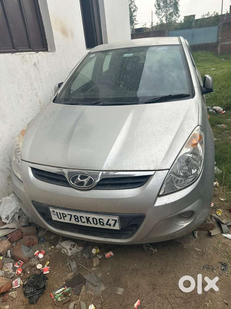 Hyundai I20 2011 Cng & Hybrids 90000 Km Driven