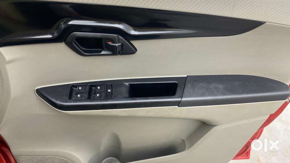 Mahindra Kuv 100 Mfalcon G80 K4 Plus 5str, 2016, Petrol