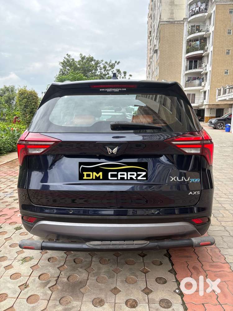 Mahindra Xuv700 2.0 Ax 5 Petrol Mt 7 Str, 2022, Petrol