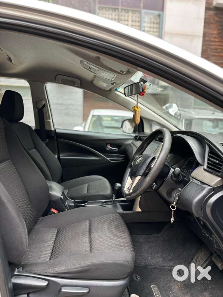 Toyota Innova Crysta [ ] 2.4 Gx At 7 Str, 2022, Diesel