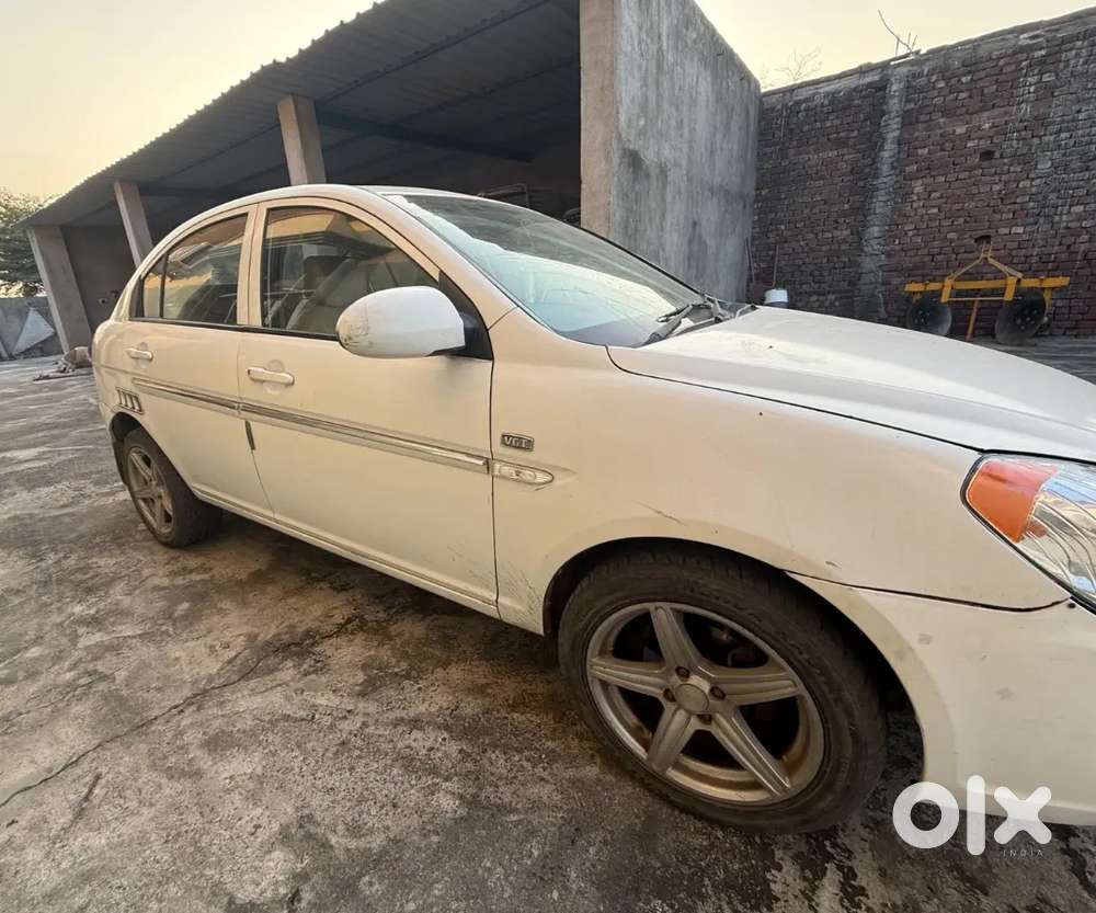 Hyundai Verna 2011 Diesel Manual