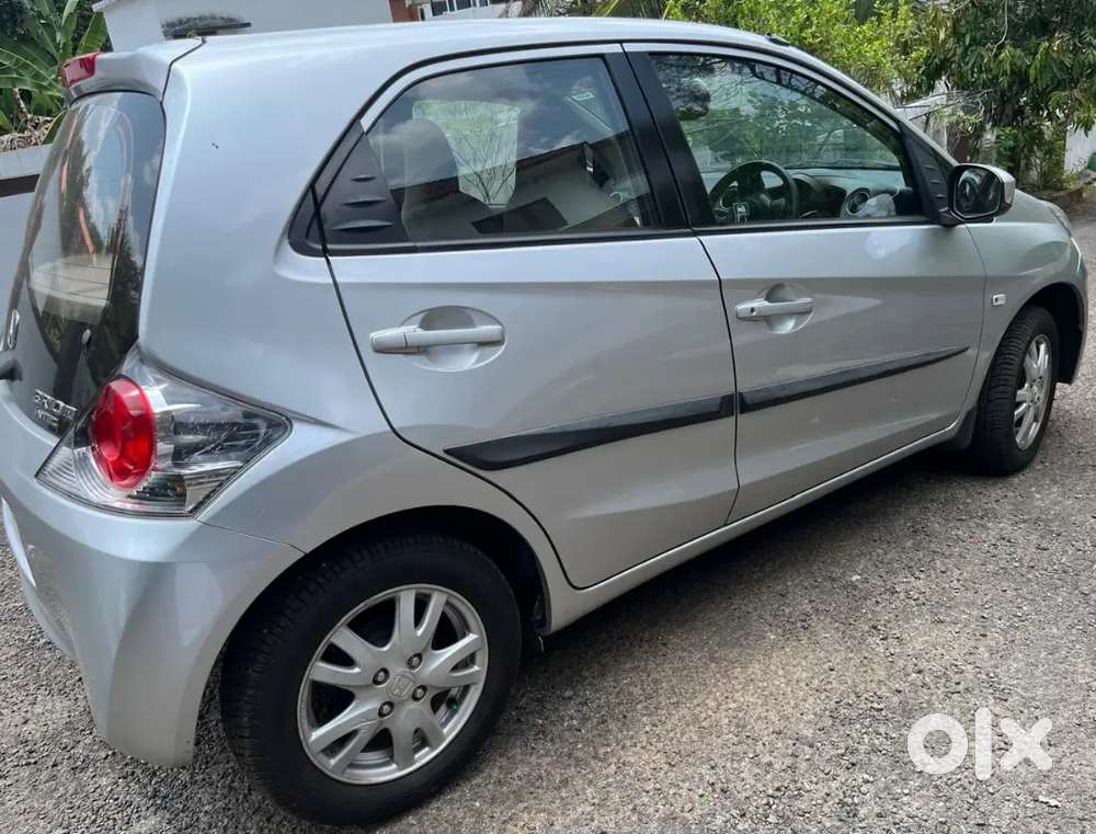 Honda Brio 2013 Petrol 20000 Km Driven
