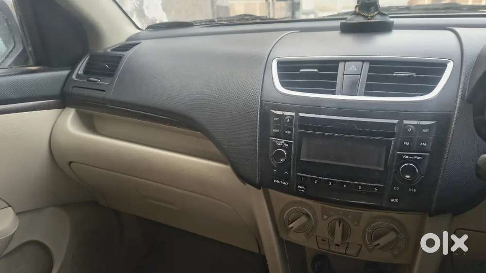 Maruti Suzuki Dzire 2015 Petrol 90000 Km Driven
