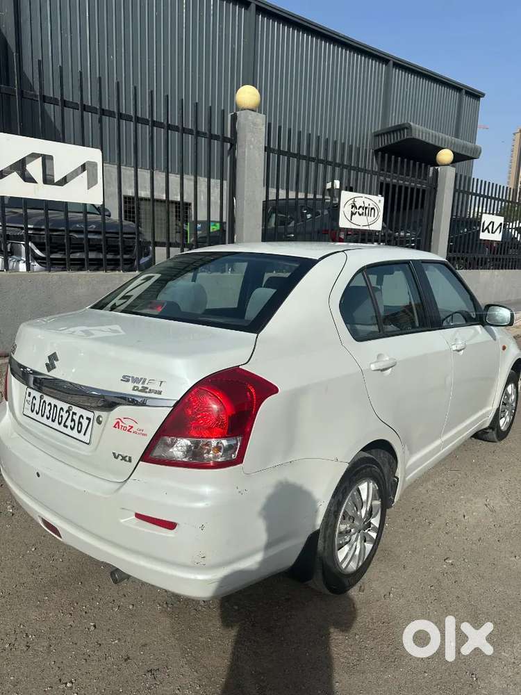 Maruti Suzuki Swift Dzire 2011 Petrol 86700 Km Driven