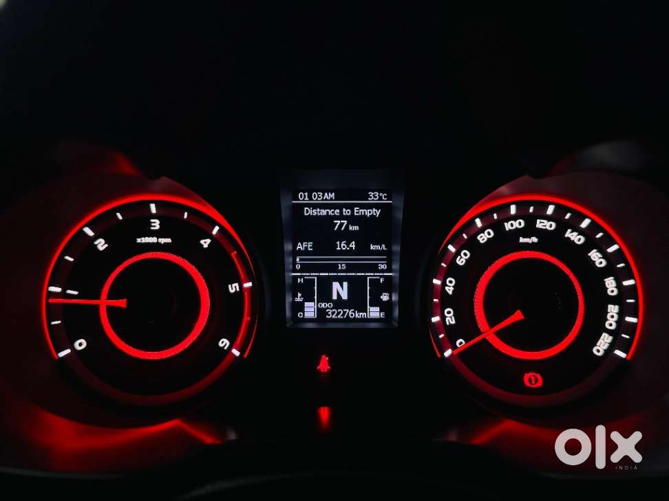 Mahindra Xuv300 W6 Amt Diesel, 2023, Diesel